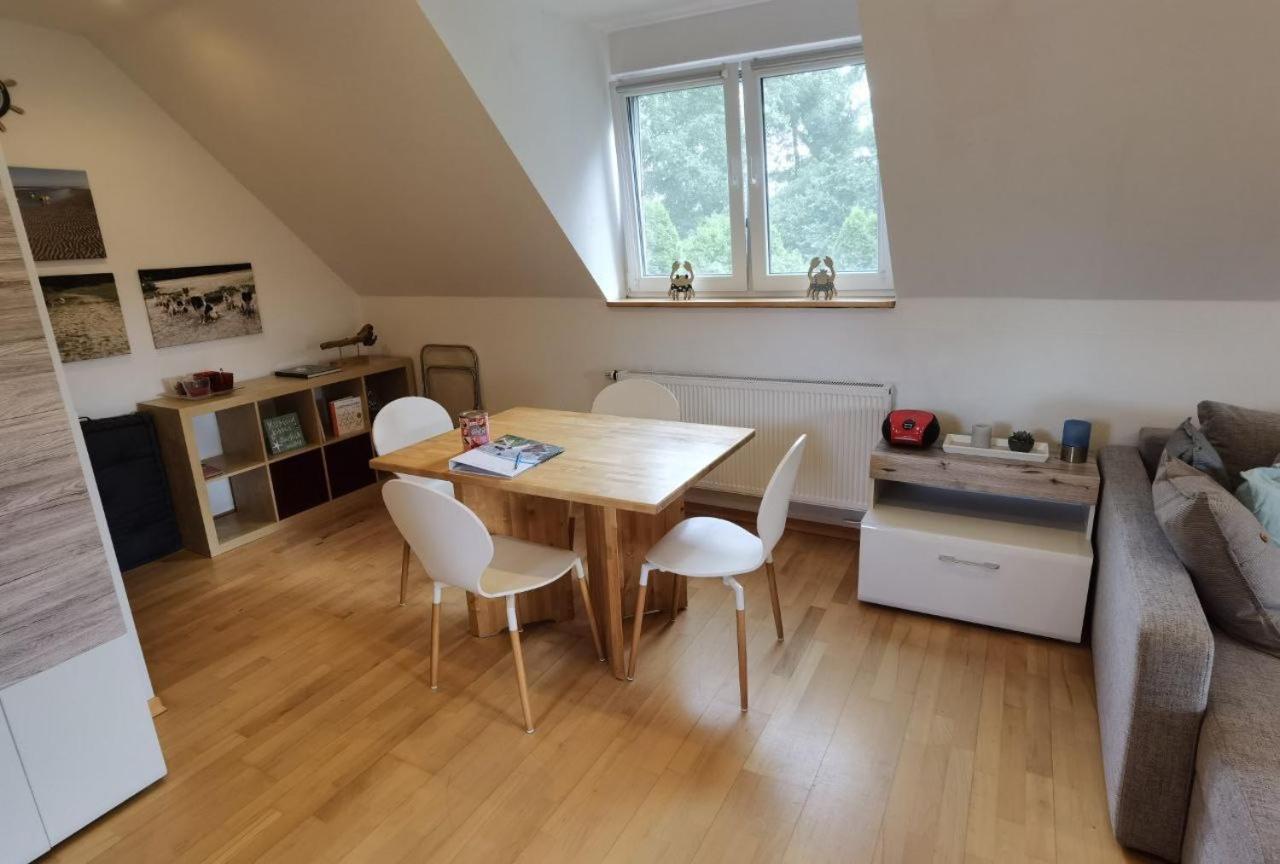 Emsland Basecamp Apartamento Niederlangen Exterior foto